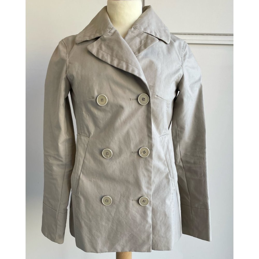 Peak Performance rain proof  short Trench Coat